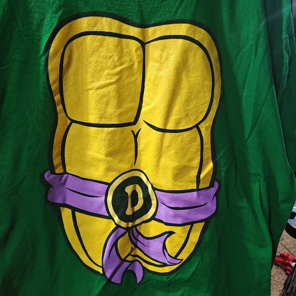 We Love Fine TMNT Teenage Mutant Ninja Turtles Donatello T-Shirt Size 2XL